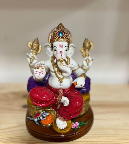 Ganesha (18 cm, barevný) pouze 1 kus